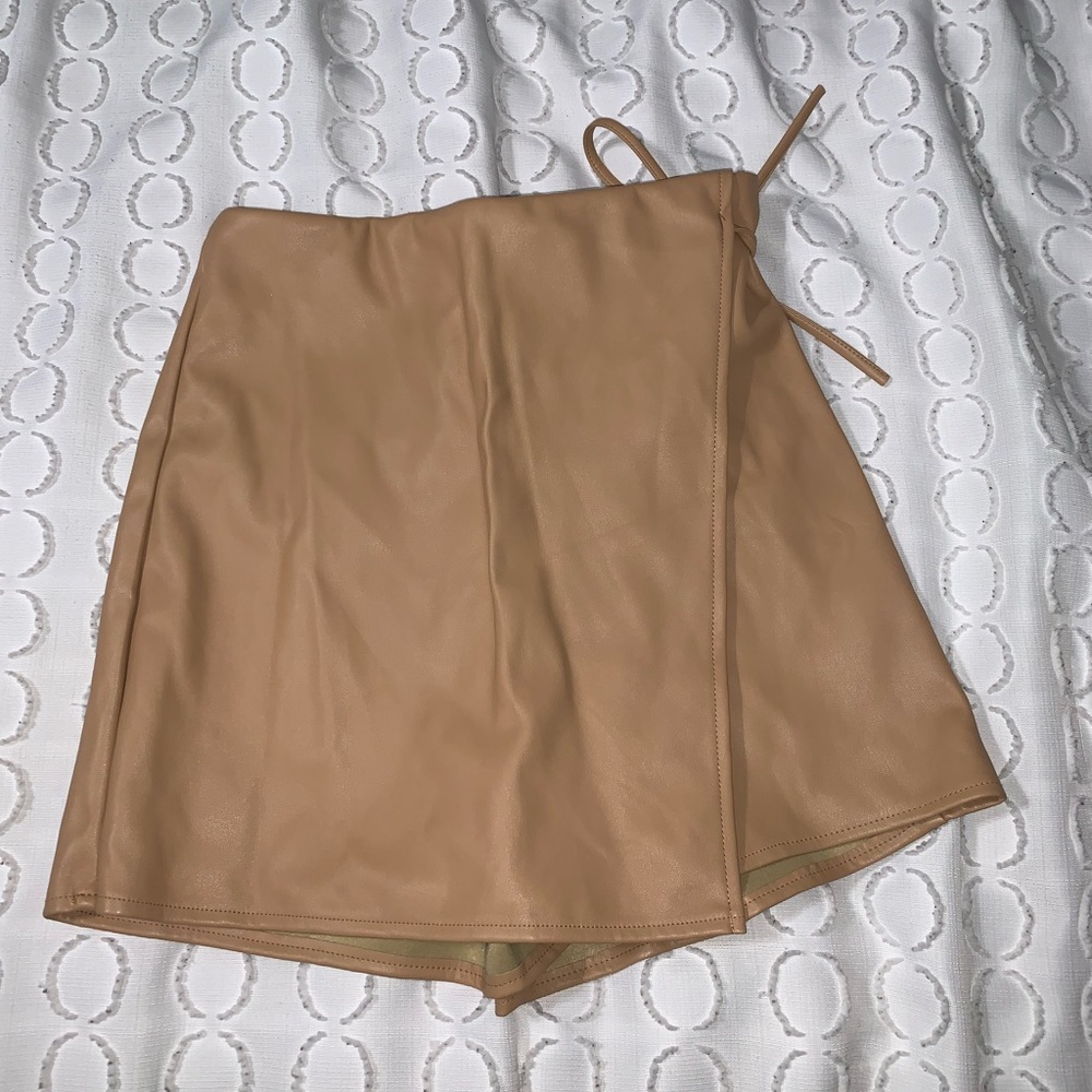 Faux leather Skort